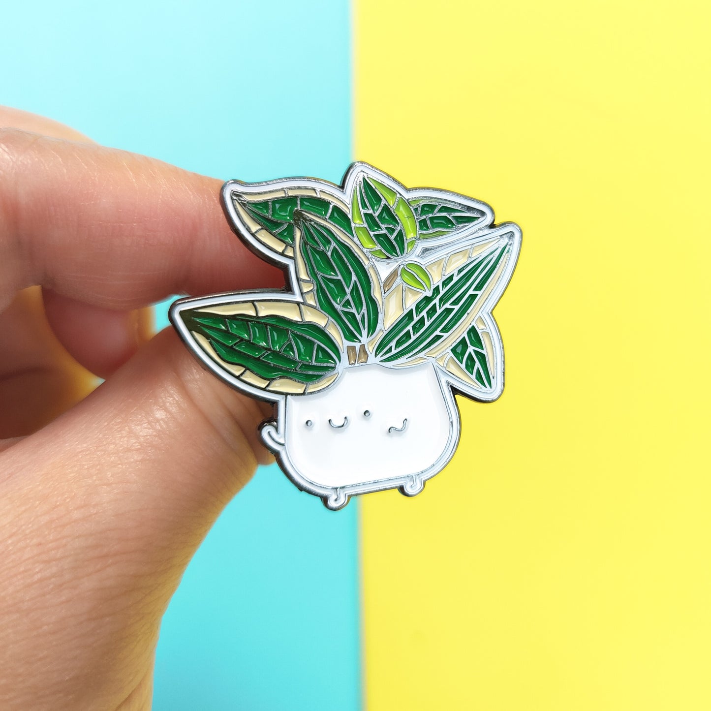 Hoya Macrophylla Soft Enamel Pin